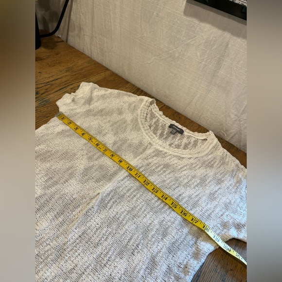 🤍📍Neiman Marcus Cream Textured Knit Tee – Size XS - Picture 3 of 12